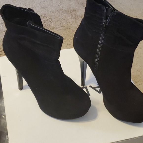 Boots - Picture 2 of 2